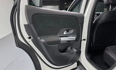 Mercedes-Benz GLA-Class 2023, 28737 км, за 26052.13 USD - фото 25
