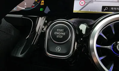 Mercedes-Benz GLA-Class 2023, 28737 км, за 26052.13 USD - фото 29