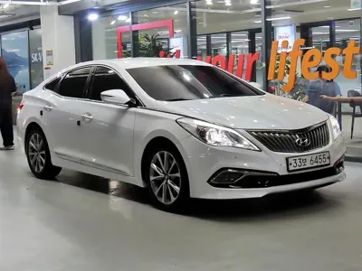 Hyundai Grandeur · 2015 год