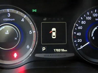Hyundai Grandeur 2015, 179316 км, за 3635.65 USD - фото 8