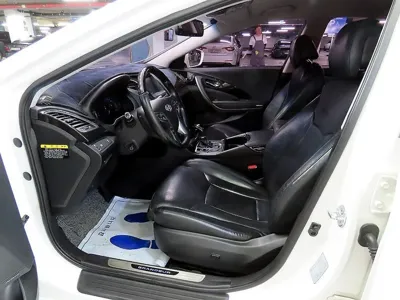 Hyundai Grandeur 2015, 179316 км, за 3635.65 USD - фото 19