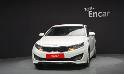 Kia K5 2012, 153661 км, за 2605.86 USD
