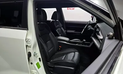 KG_Mobility_Ssangyong Torres 2023, 32657 км, за 15526.92 USD - фото 10