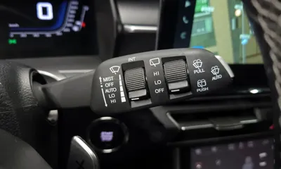 KG_Mobility_Ssangyong Torres 2023, 32657 км, за 15526.92 USD - фото 18