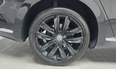 Volkswagen Arteon 2019, 123398 км, за 13586.42 USD