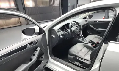 Volkswagen Jetta 2015, 173929 км, за 3216.49 USD - фото 10
