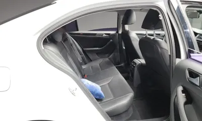 Volkswagen Jetta 2015, 173929 км, за 3216.49 USD - фото 12
