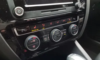 Volkswagen Jetta 2015, 173929 км, за 3216.49 USD - фото 15