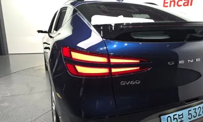Genesis GV60 2022, 8408 км, за 36416.96 USD - фото 23