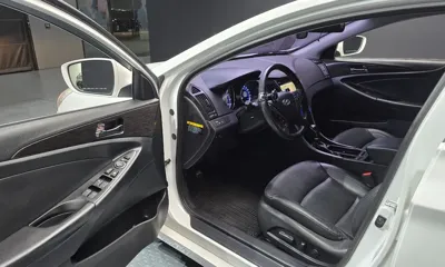 Hyundai Sonata 2014, 145939 км, за 3413.42 USD - фото 10