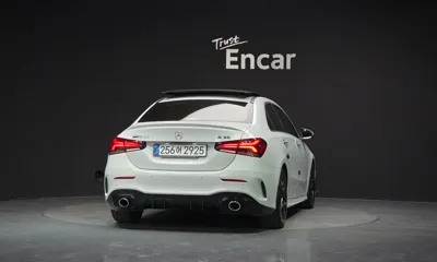Mercedes-Benz A-Class 2021, 81099 км, за 16954.65 USD