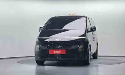 Hyundai Staria 2023, 61927 км, за 17759.58 USD