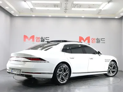 Genesis G90 2025, 26378 км, за 56921.73 USD