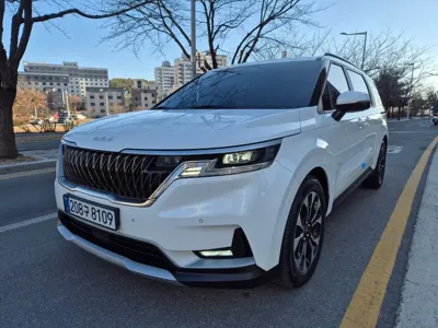 Kia Canival 2023, 58073 км, за 17592.23 USD