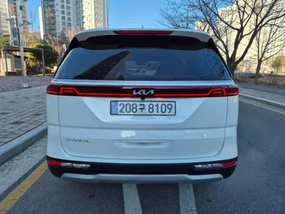 Kia Canival 2023, 58073 км, за 17592.23 USD