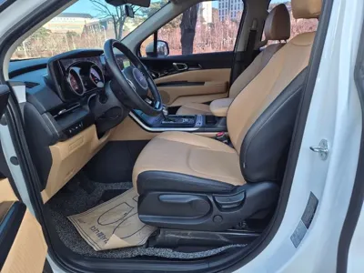 Kia Canival 2023, 58073 км, за 17592.23 USD - фото 8