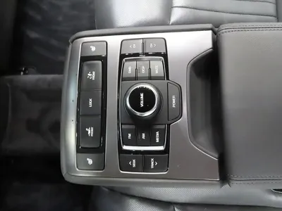 Hyundai Genesis 2015, 167143 км, за 4529.87 USD - фото 9