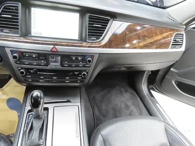 Hyundai Genesis 2015, 167143 км, за 4529.87 USD - фото 14