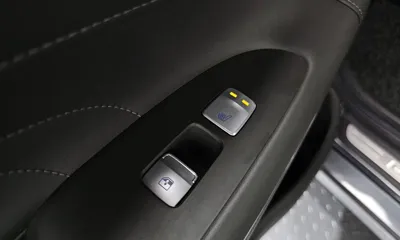 Hyundai Grandeur 2020, 84487 км, за 18314.3 USD - фото 29