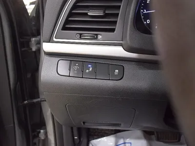 Hyundai Avante 2017, 106592 км, за 5776.55 USD - фото 11