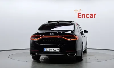 Hyundai Grandeur 2018, 96389 км, за 9655.8 USD