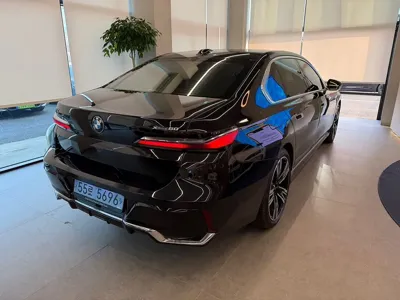 BMW i7 2023, 34500 км, за 82119.14 USD