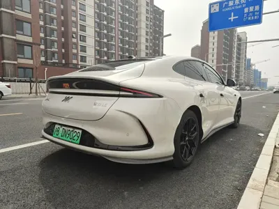 IM IM L6 2025, 6899 км, за 19125.06 USD