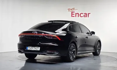 Hyundai Grandeur 2022, 114763 км, за 16409.45 USD