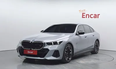 BMW i5 · 2024 год