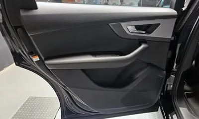 Audi Q7 2019, 108792 км, за 17239.15 USD - фото 25