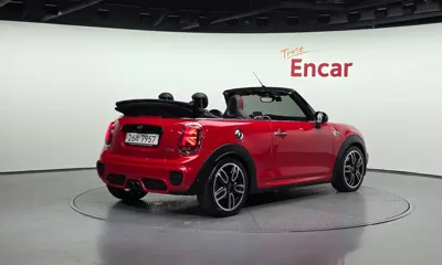 MINI Cooper Convertible 2019, 60202 км, за 13815.45 USD