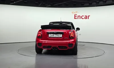 MINI Cooper Convertible 2019, 60202 км, за 13815.45 USD
