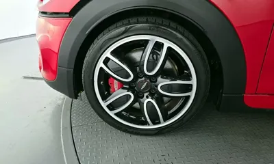 MINI Cooper Convertible 2019, 60202 км, за 13815.45 USD