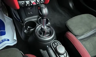 MINI Cooper Convertible 2019, 60202 км, за 13815.45 USD - фото 9