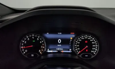 Jeep Renegade 2020, 119010 км, за 8024.34 USD - фото 8