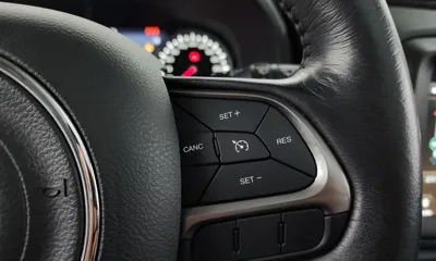 Jeep Renegade 2020, 119010 км, за 8024.34 USD - фото 16