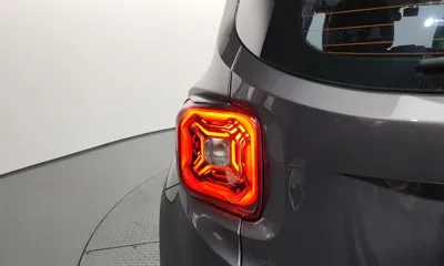 Jeep Renegade 2020, 119010 км, за 8024.34 USD - фото 23