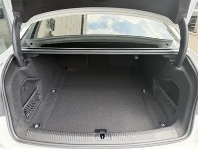 Audi A4L 2022, 26000 км, за 25018.76 USD - фото 9