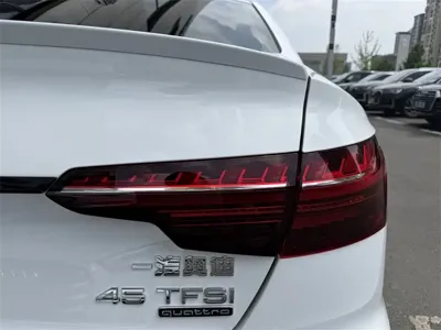 Audi A4L 2022, 26000 км, за 25018.76 USD - фото 12
