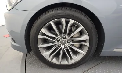 Hyundai Genesis 2015, 222199 км, за 4463.7 USD