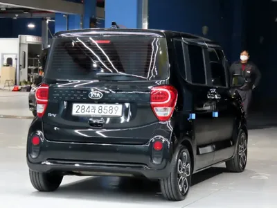 Kia Ray 2021, 74900 км, за 7830.2 USD