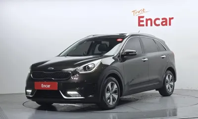Kia Niro · 2017 год