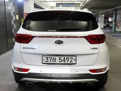 Kia Sportage 2018, 80581 км, за 9321.26 USD