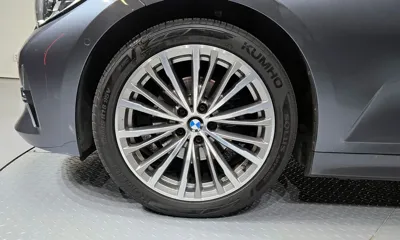 BMW 3-Series 2021, 101414 км, за 15294.74 USD