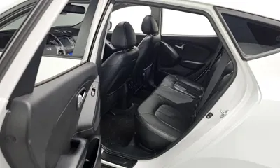 Hyundai Tucson 2015, 129432 км, за 5185.77 USD - фото 17