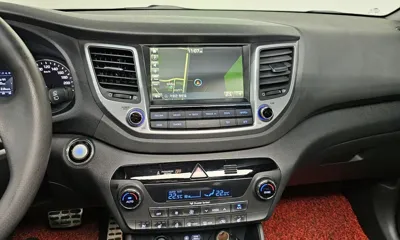 Hyundai Tucson 2018, 91276 км, за 7814.02 USD - фото 16