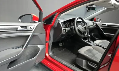 Volkswagen Golf 2015, 117995 км, за 5814.34 USD - фото 11