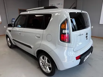 Kia Soul 2010, 122761 км, за 2264.93 USD
