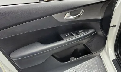 Kia K3 2019, 83526 км, за 7677.28 USD - фото 24