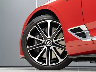 Bentley Continental 2023, 35000 км, за 360989.21 USD - фото 6